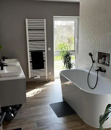 Idyllisches, Modernes Ferienhaus *