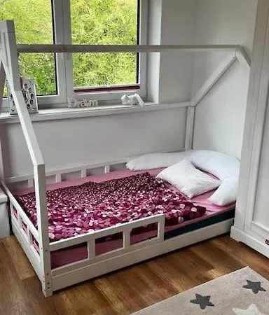 Idyllisches, Modernes Ferienhaus *